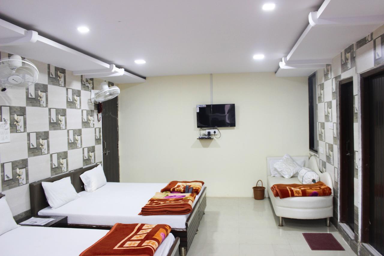 Hotel Shikhar Inn Ujjain Buitenkant foto