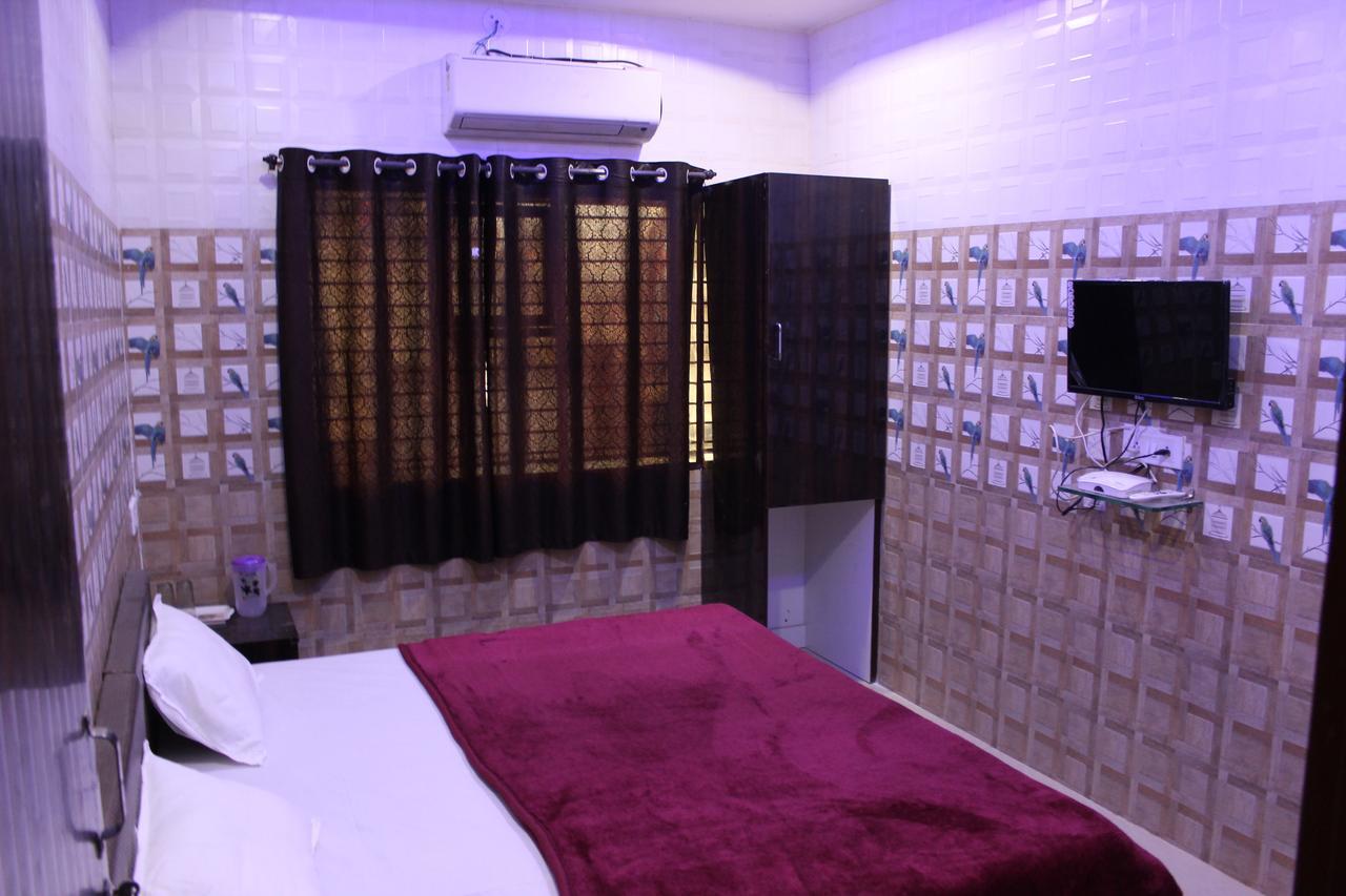 Hotel Shikhar Inn Ujjain Buitenkant foto